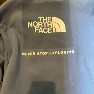 women’s north face hoodie